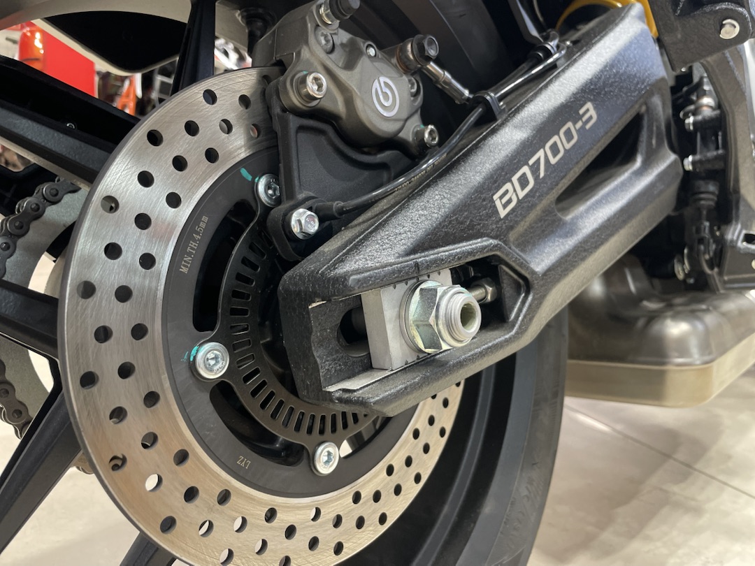 Мотоцикл Benda LFS 700 