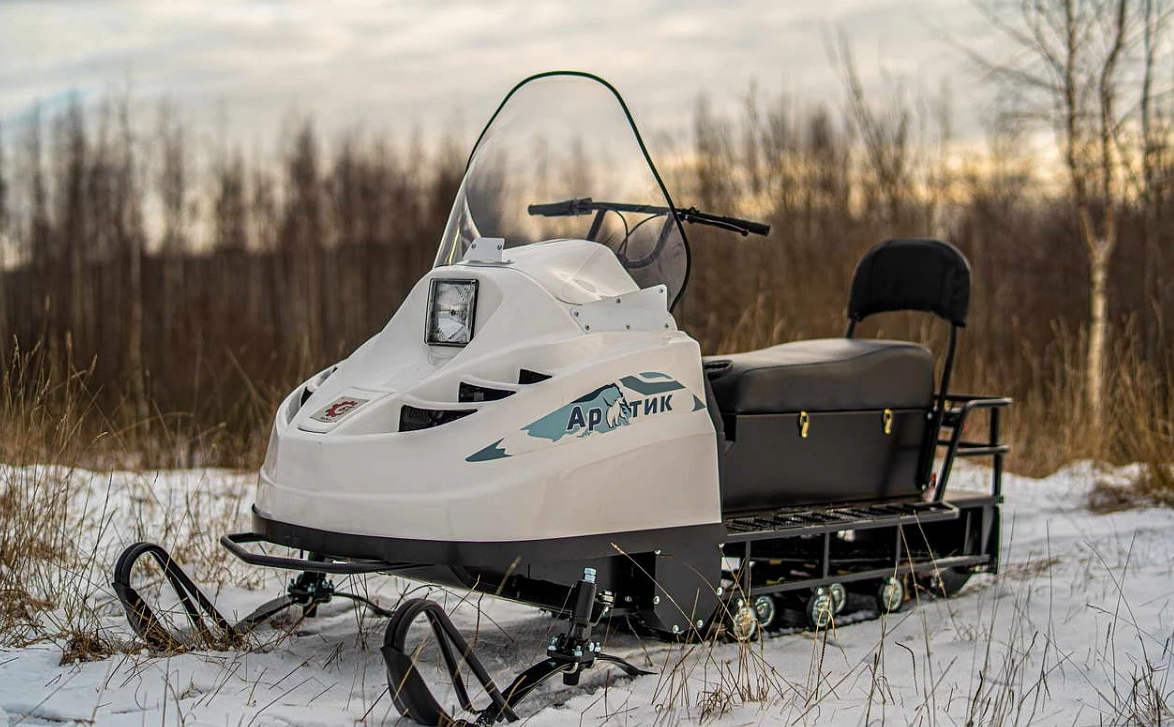 Снегоход БТС "АРКТИК 4Т" 18.5 л.с. э/зап, реверс, тормоз 