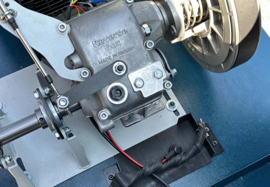 Мотобуксировщик IKUDZO TERRAIN 1500/600 EKR24 (с реверсом) (двс PROMAX) 