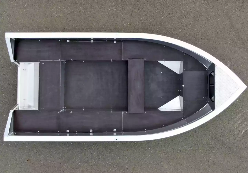 Алюминиевая лодка  Неман-420 