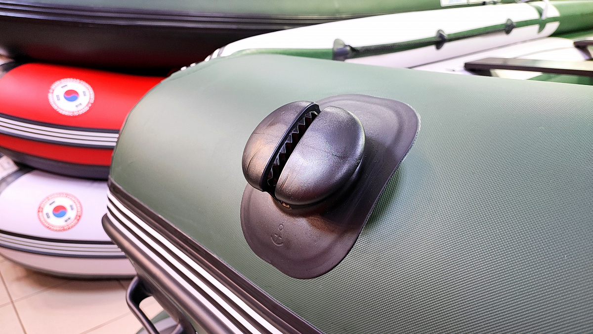 Лодка MISHIMO FAMILY PRO 390 