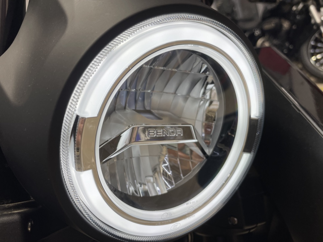 Мотоцикл Benda LFS 700 