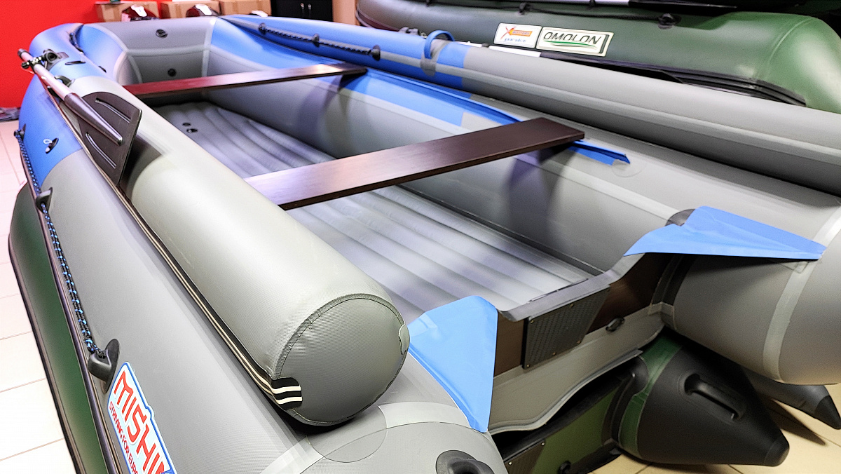 Лодка MISHIMO FAMILY PRO 390 