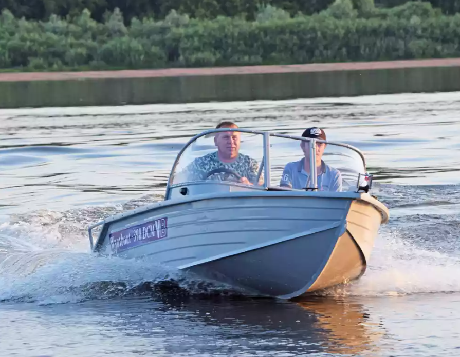 Алюминиевая лодка Wyatboat-390 DCM 