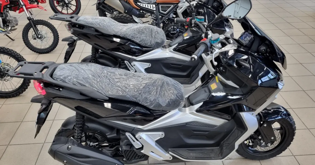 МаксиСкутер PROMAX ADV 200(49) (REPLICA HONDA) 