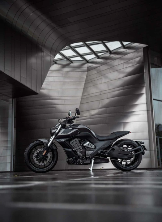 Мотоцикл Benda LFC 700 Pro 