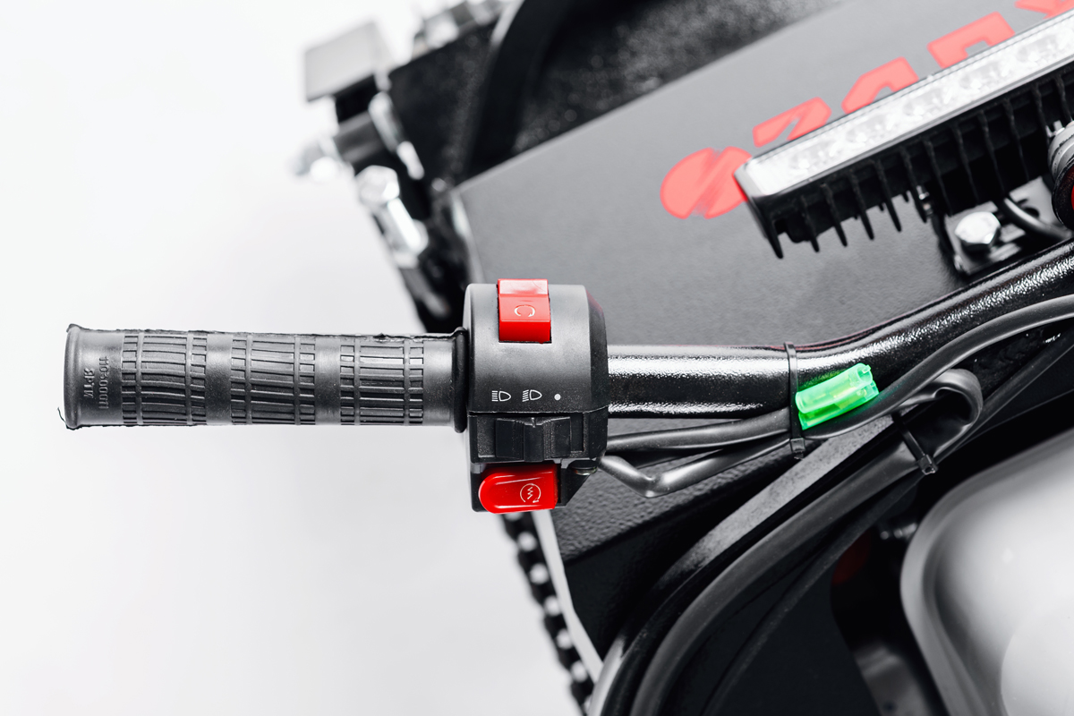 МОТОБУКСИРОВЩИК IKUDZO 1100/380 К8 