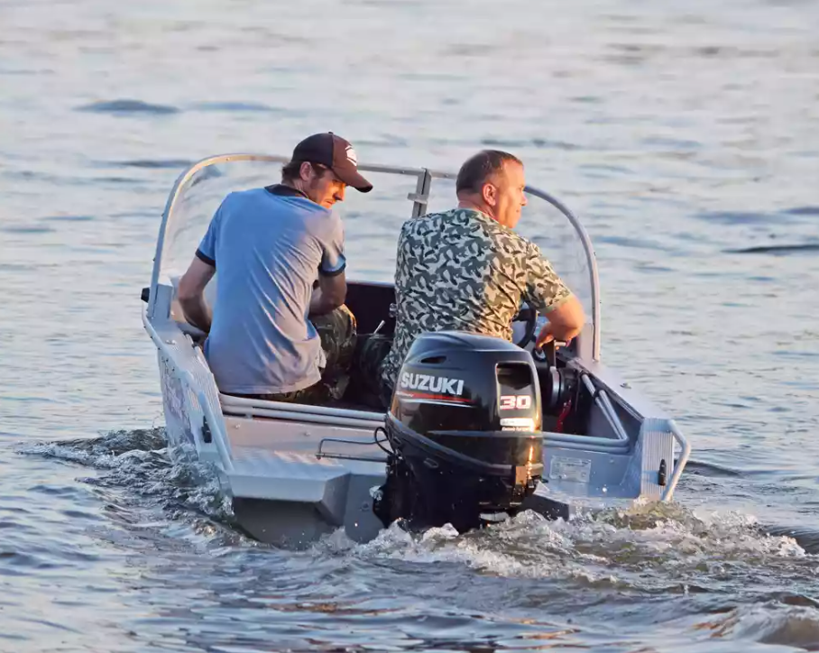 Алюминиевая лодка Wyatboat-390 DCM 