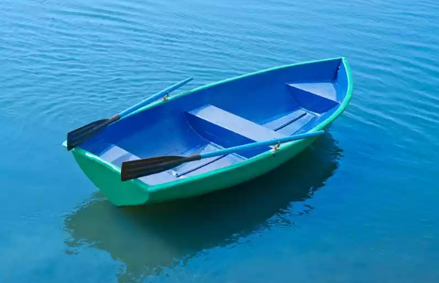 Стеклопластиковая лодка Дельфин 