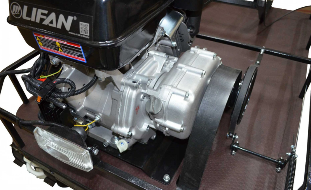 Мотобуксировщик вездеход KOiRA T13 RЕ (понижающий редуктор, электростартер) 