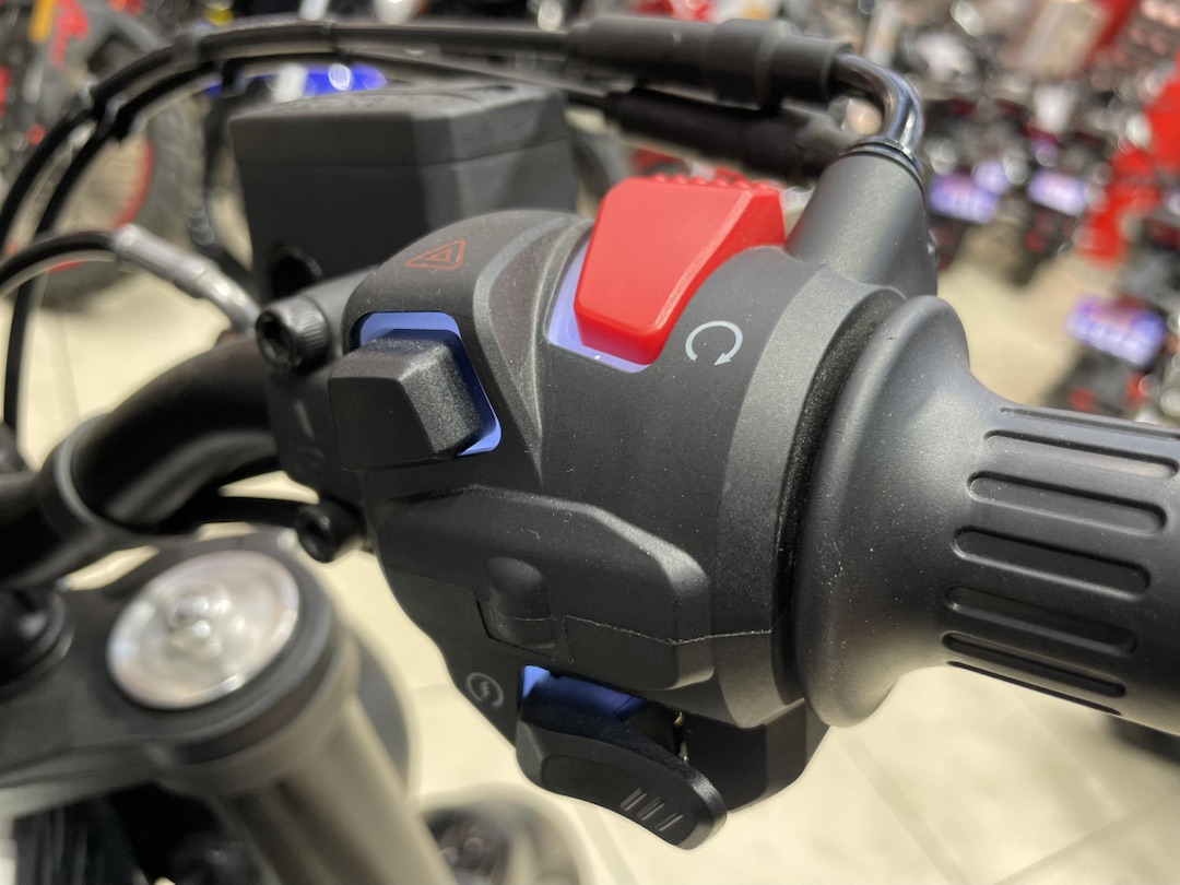 Мотоцикл Benda LFS 700 