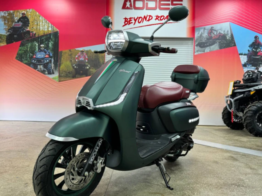 Скутер PROMAX Miami 240 (49) 