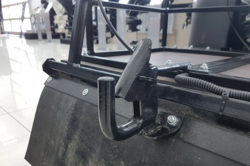 Мотобуксировщик PAXUS 650 AVANT 15 л.с. 