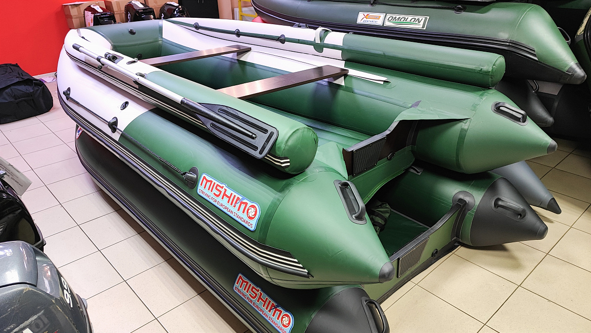 Лодка MISHIMO FAMILY PRO 390 