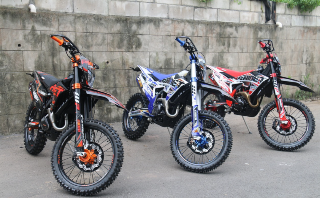 Кроссовый мотоцикл FAIDET NC300S ULTRA WP 