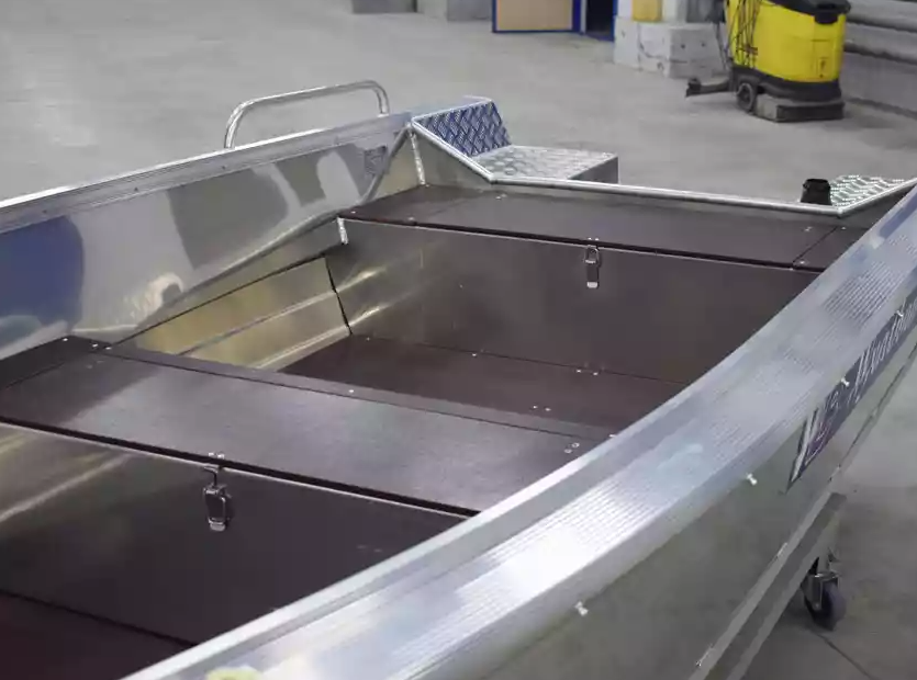 Алюминиевая лодка  Wyatboat-430 Р 