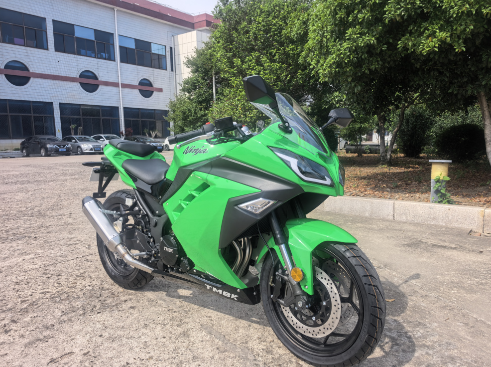 Мотоцикл TMBK Ninja 400cc 