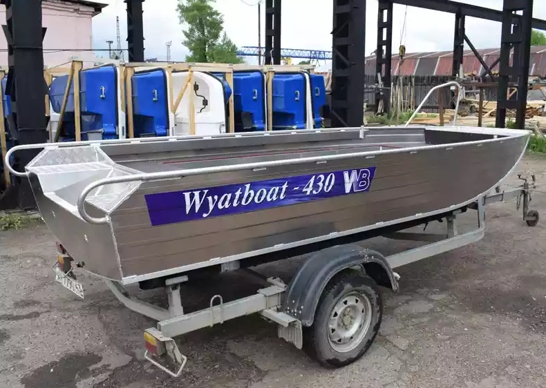 Алюминиевая лодка  Wyatboat-430 Master 