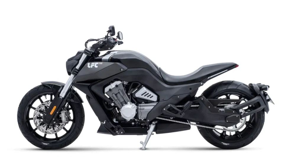 Мотоцикл Benda LFC 700 