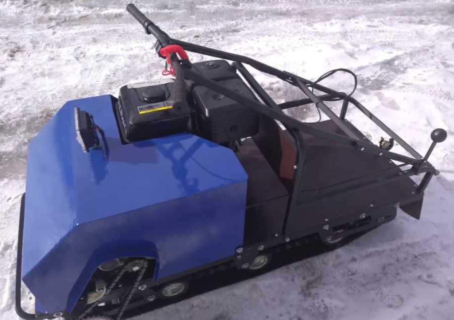 Мотобуксировщик AhtaR ЗИМА с реверсом (задний ход) 