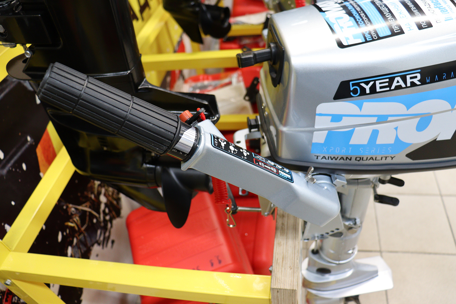 Лодочный мотор PROMAX SP5FHS (внешний бак 12 л) 