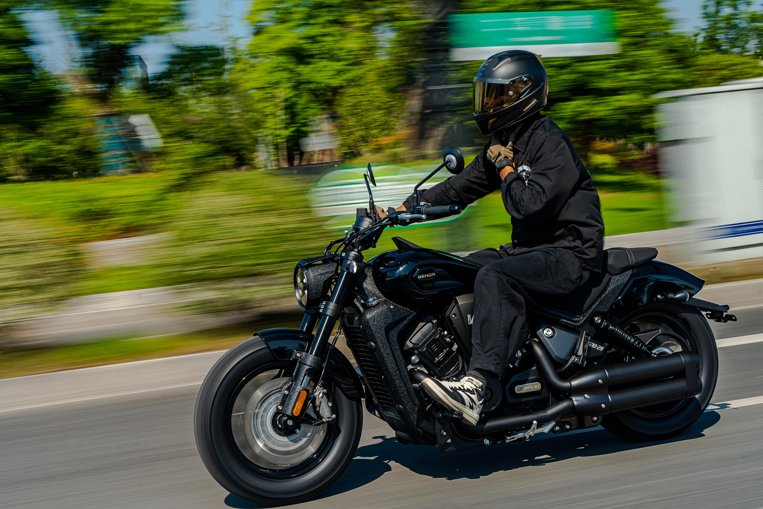 Мотоцикл Benda DarkFlag 500 