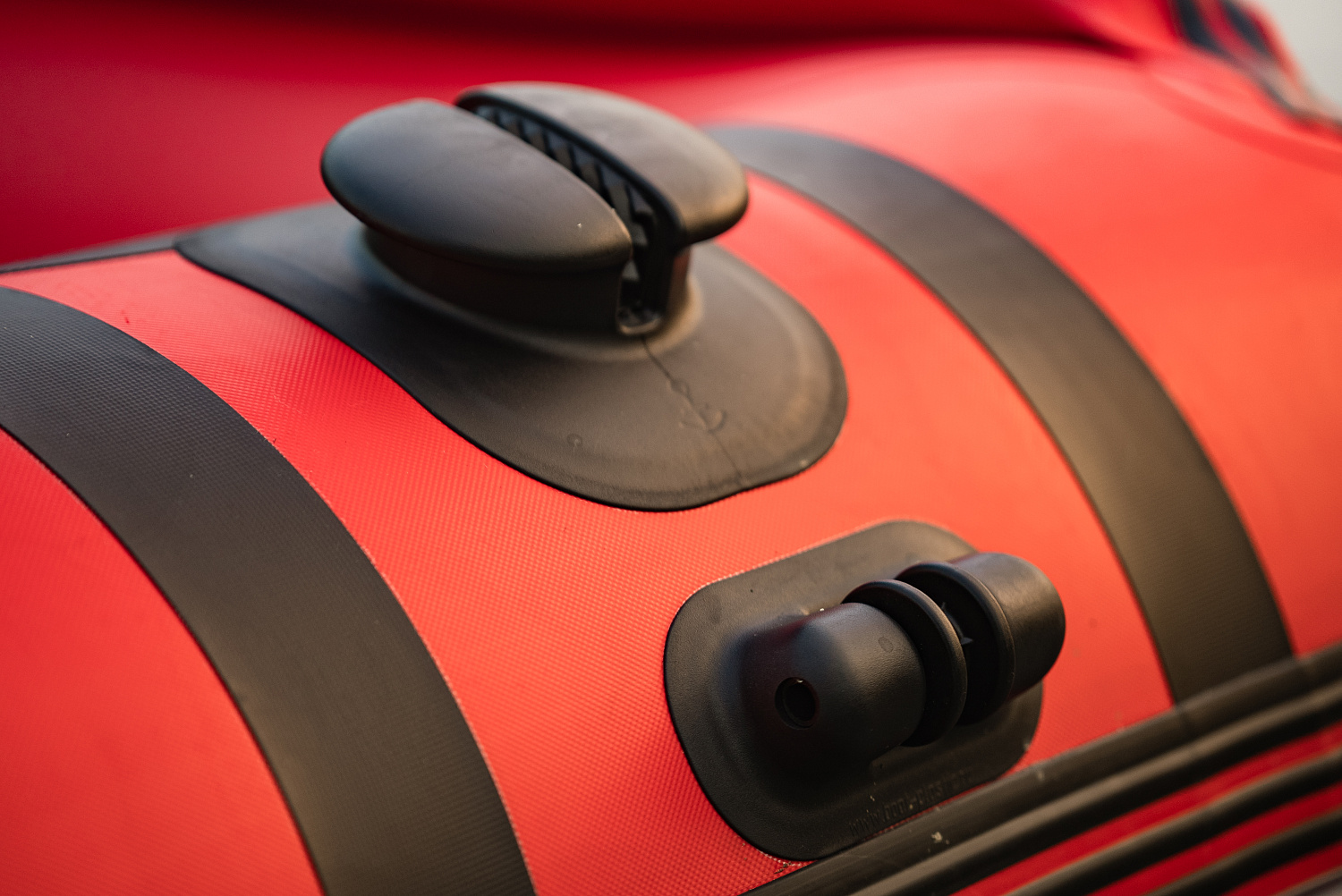 Лодка MISHIMO RIVER FJET PRO 430  под водомет 