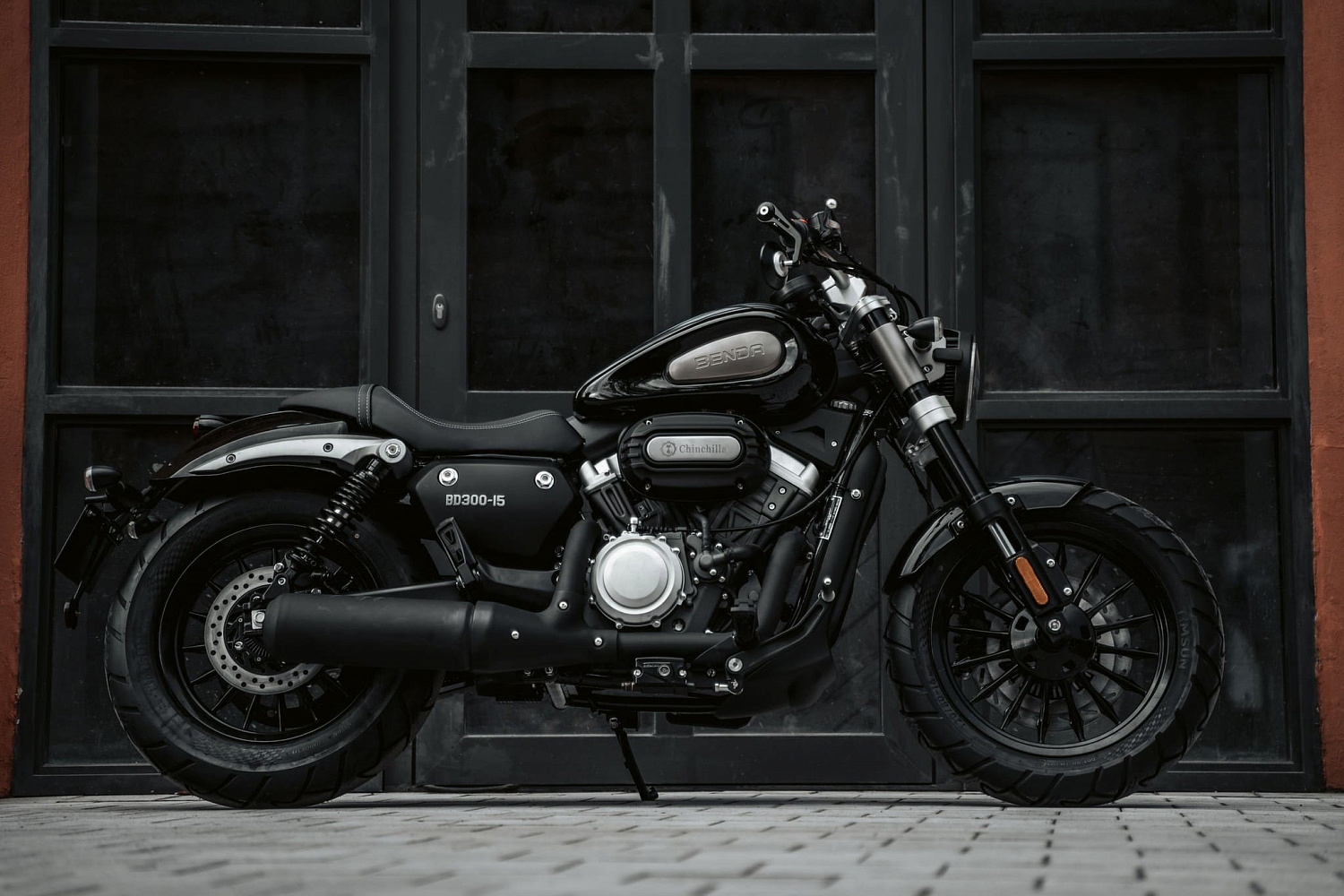 Мотоцикл Benda Chinchilla 300 