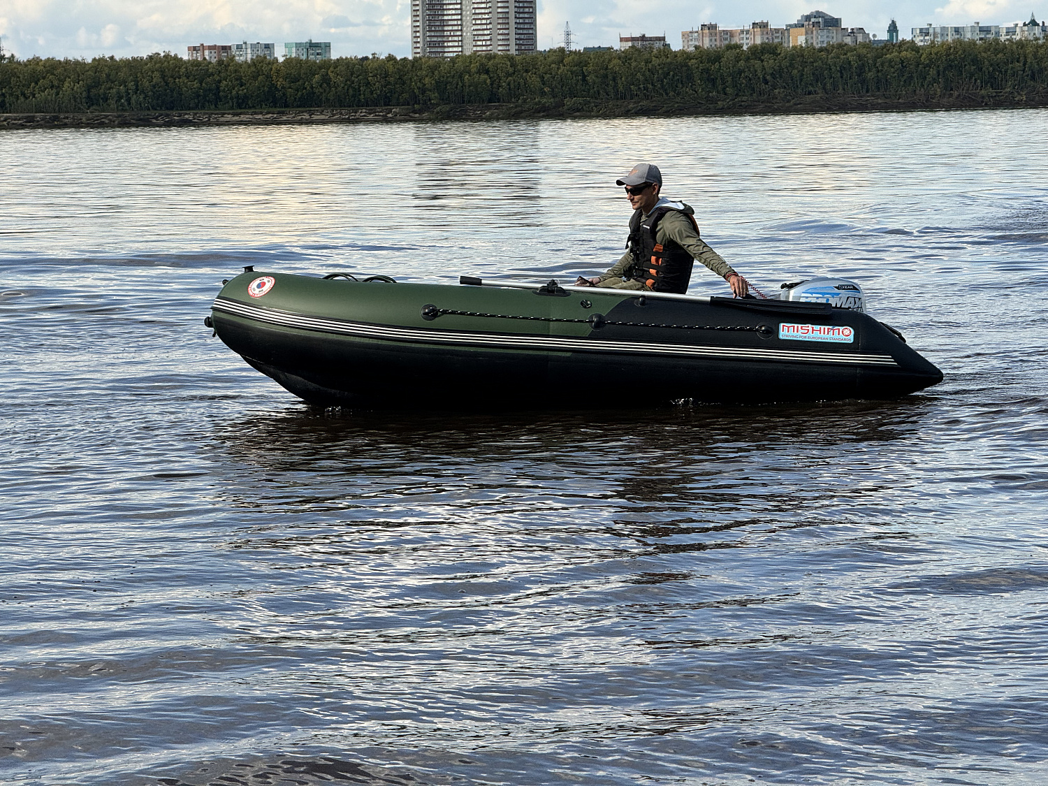 Лодка MISHIMO BIG FLOOR 380 