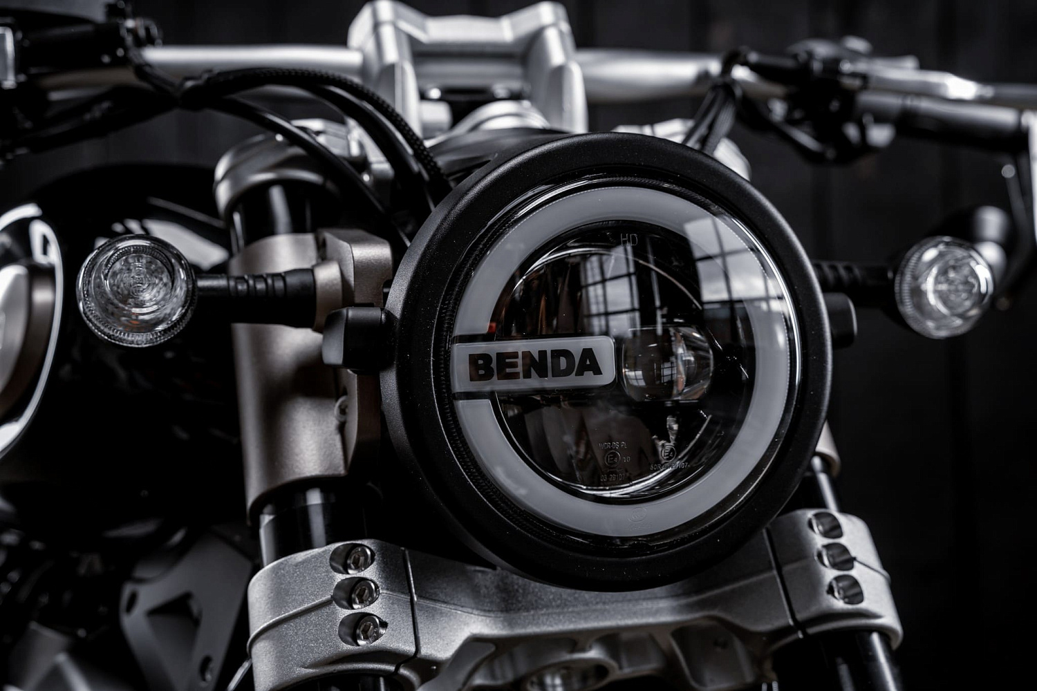 Мотоцикл Benda Chinchilla 300 